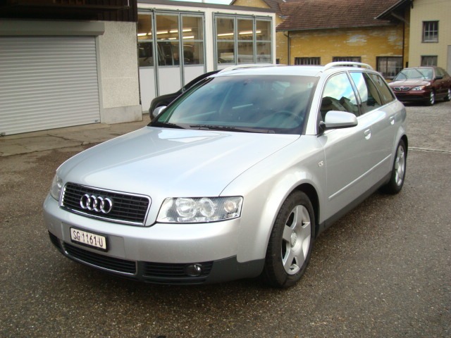 AUDI A4 Avant 2.5 V6 24V TDI 163