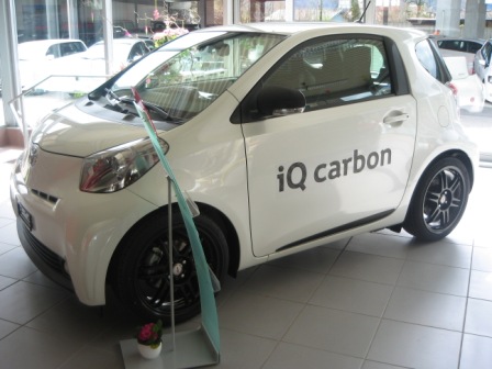 TOYOTA iQ 1.33 VVT-i Linea Sol Premium